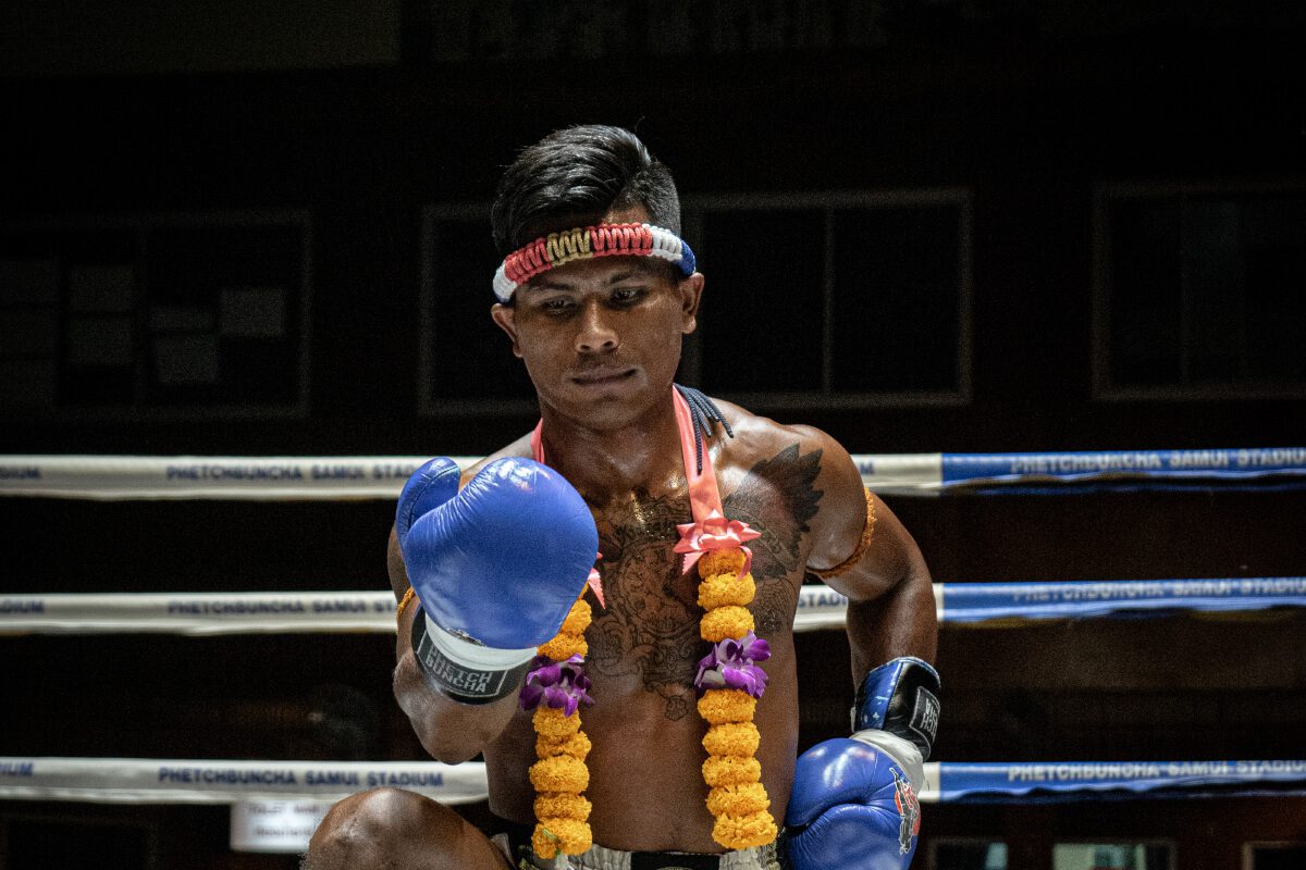 Wai Kru and the Mongkon in Muay Thai