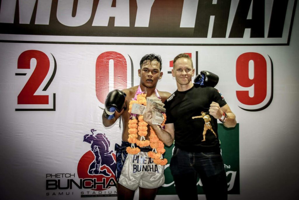 Muay Thai Profikämpfer als Ausländer in Thailand