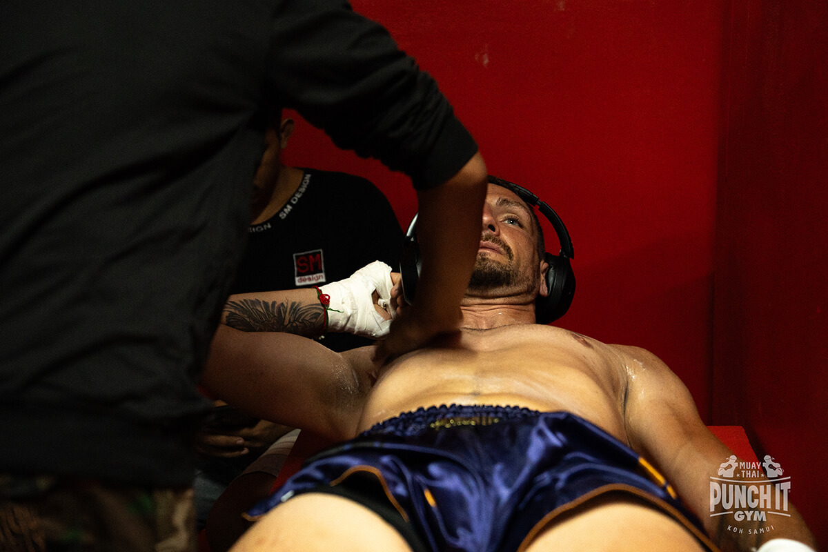 Supports Post-Fight Recovery
