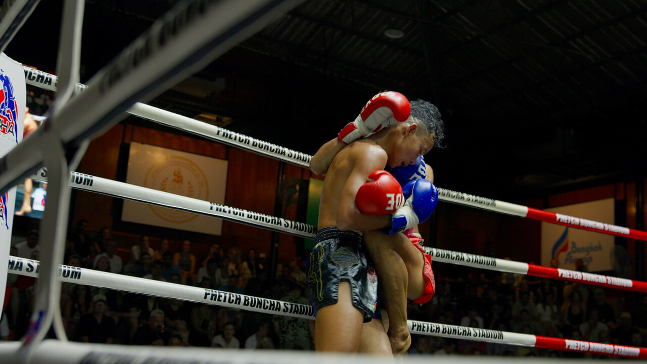 How Thai Fighters Train Clinching
